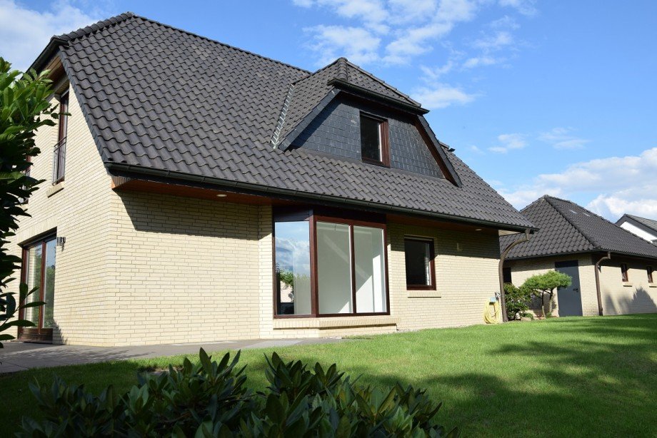 Gartenansicht Einfamilienhaus Hamburg