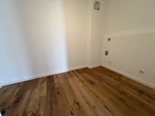 Abstellraum mit Waschmaschinenanschluss Helle Dachgeschosswohnung mit umlaufender Dachterrasse