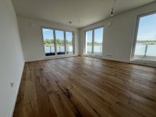 Wohnbereich Helle Dachgeschosswohnung mit umlaufender Dachterrasse